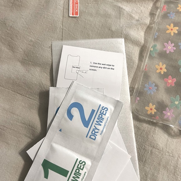 iPhone SE - Picture 2 of 5